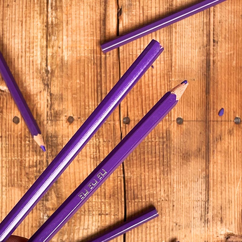 crayon à papier de couleur violet 1970 ancienne papéterie vintage