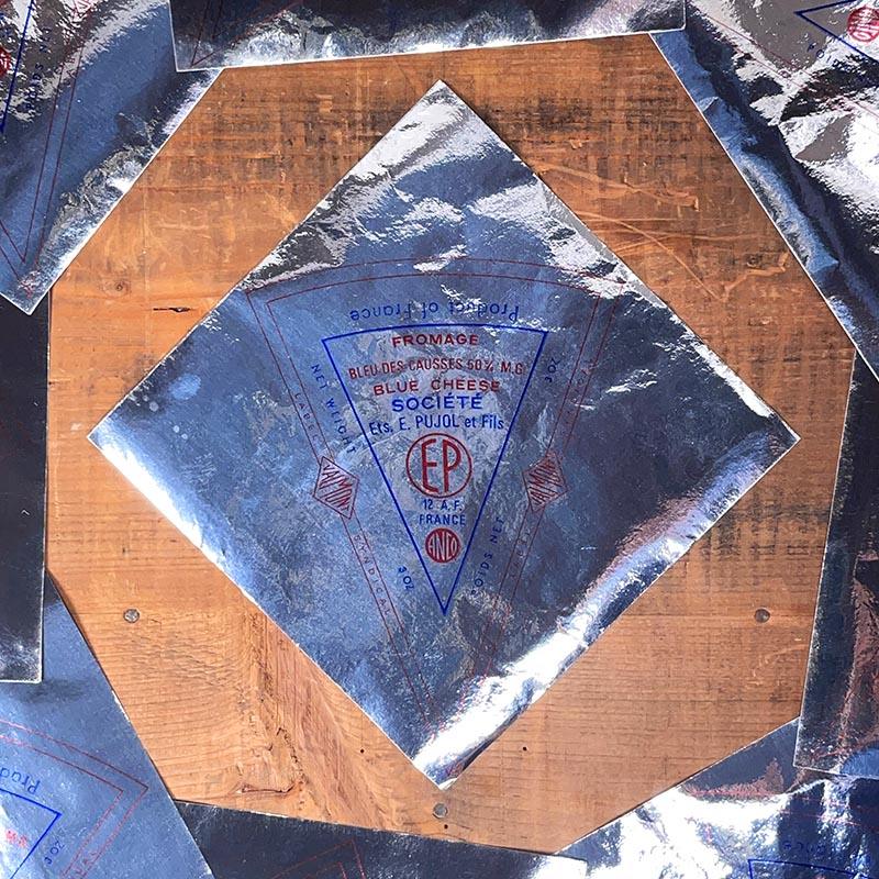 papier emballage fromage ancien vintage fromagerie 1950 1960 bleu des causses emile pujol métallisé métallique