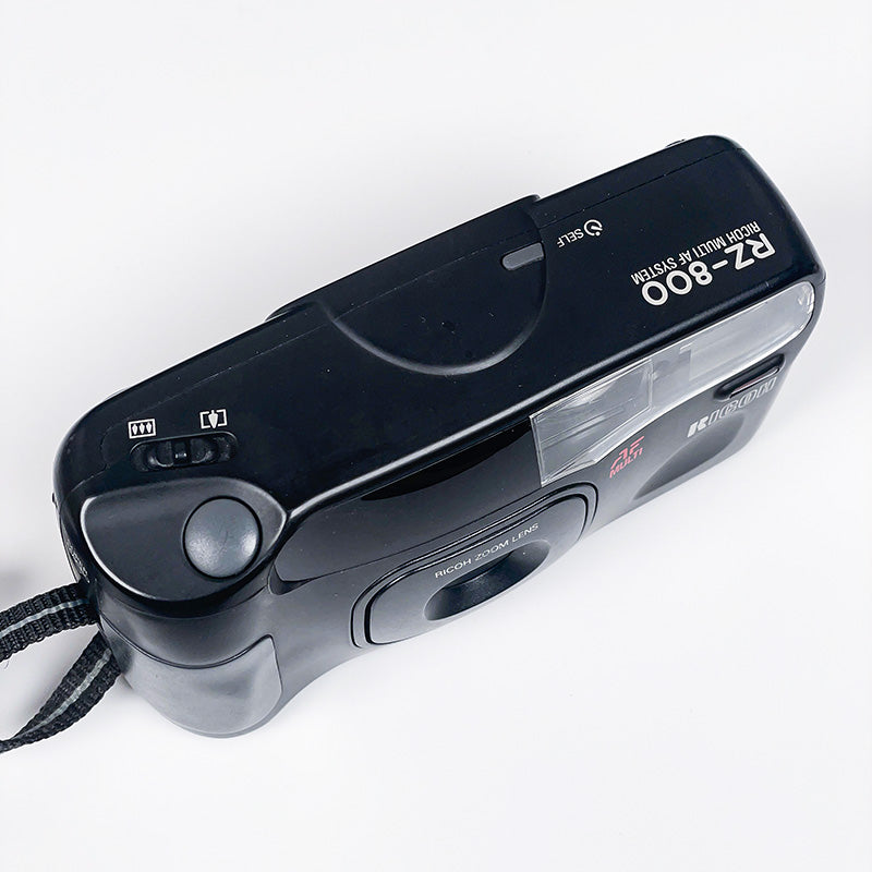 ricoh rz-800 rz 800 compaxt zoom macro ancien vintage film argentique pellicule photo photographie 24x36 35mm 135