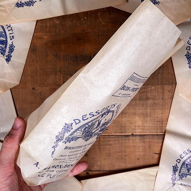 sachet ancien biscuiterie du velay biscuit boutique ancienne le puy emballage papier vintage 1930 bon prime