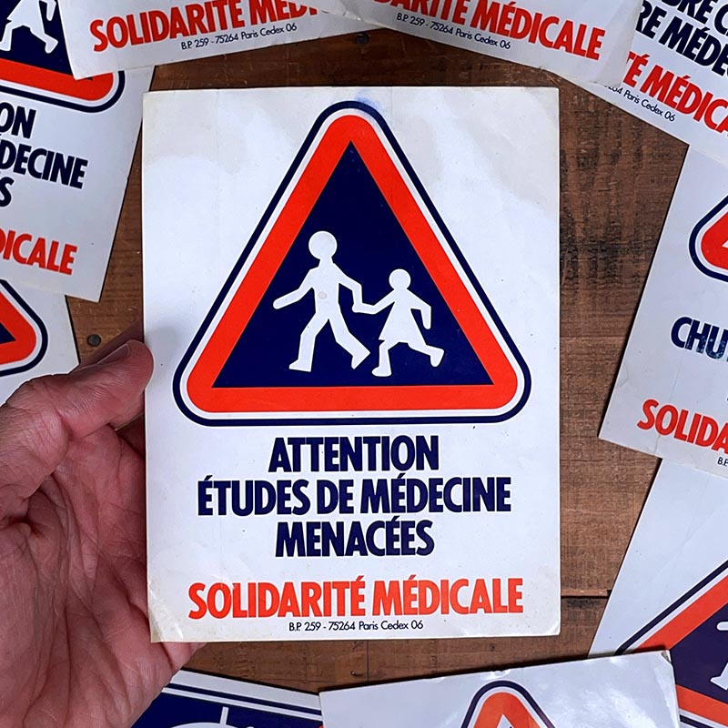 sticker autocollant solidarité médicale sécurité sociale 1980 prévention publicité ancienne