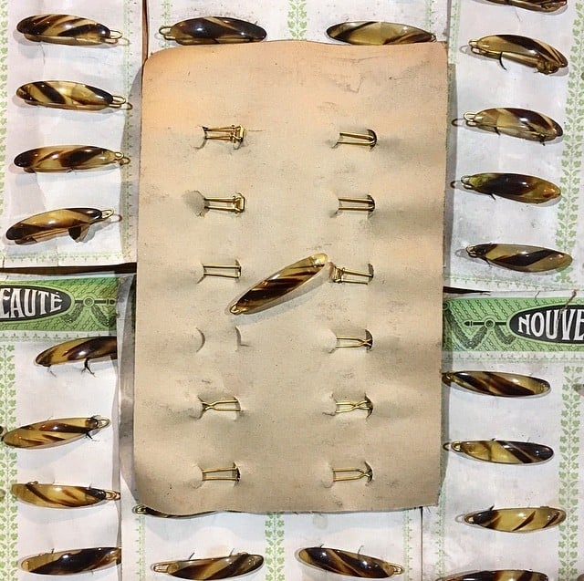 barrette ancienne écaille plastique vintage 1930 1940 crème marron cheveux femme
