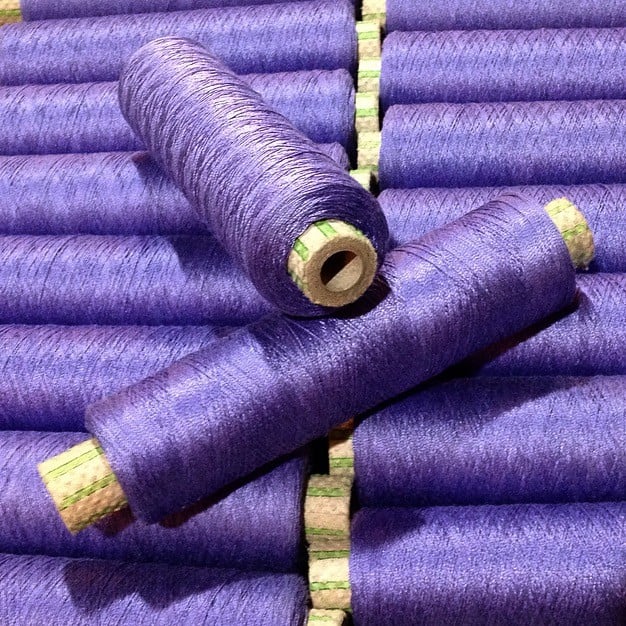 bobine violet fil coton ancien vintage mercerie 1990
