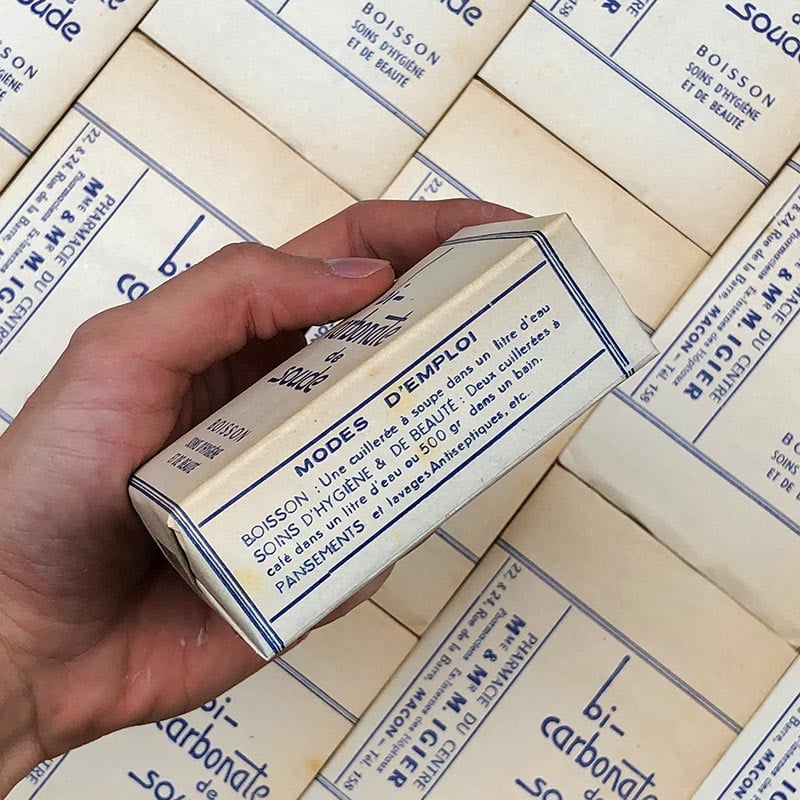 boite de pharmacie ancienne bicarbonate de soude blanc vintage 1930 1940 igier macon saone et loire