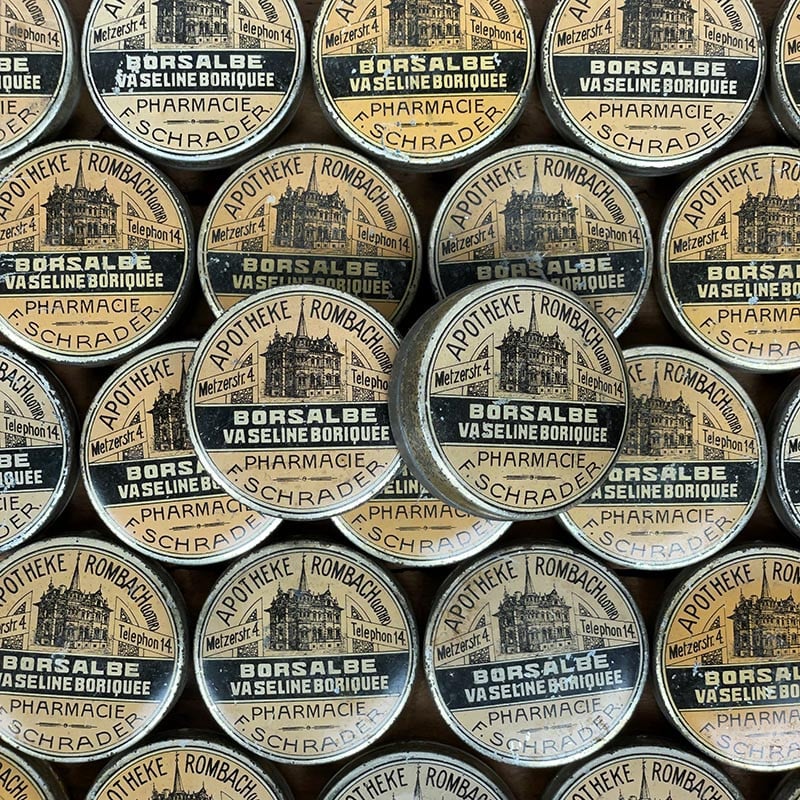 boite ronde métallique métal f schrader borsalbe vaseline boriquée ancienne petite pharmacie 1930