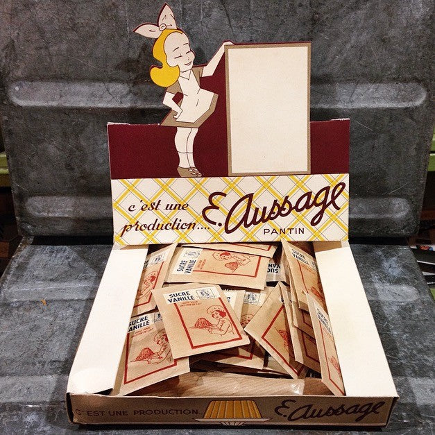 Box of E.Aussage Vanilla Sugar Sachets 1950
