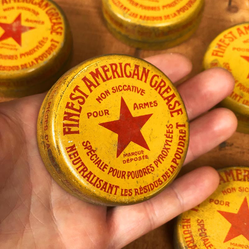 boite finest american grease ancienne pour armes produit d'entretien ronde circulaire ancien ancienne vintage 1930 1940 1950
