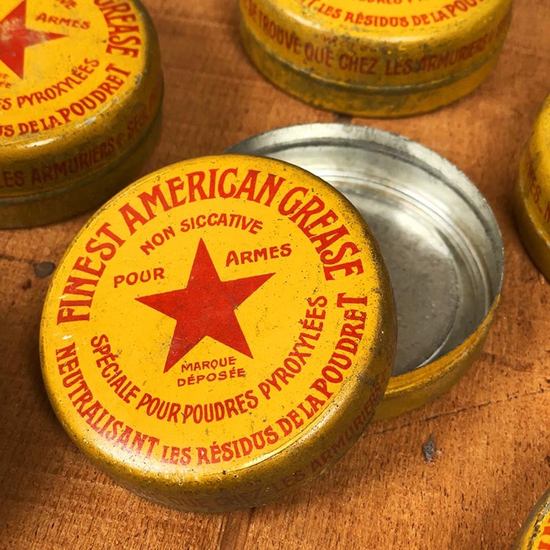 boite finest american grease ancienne pour armes produit d'entretien ronde circulaire ancien ancienne vintage 1930 1940 1950