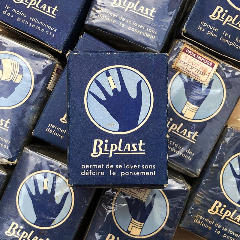 boite pansement biplast bande de gaze poreuse cartonné carton coffret petite pharmacie 1940