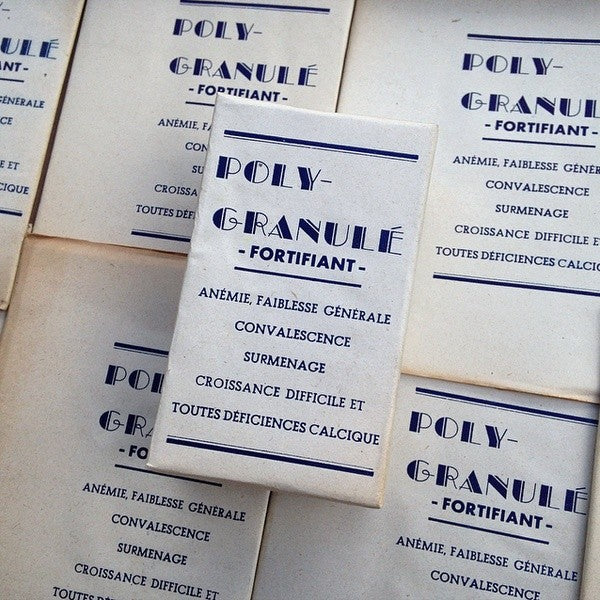 boite de pharmacie ancienne poly granulé médicament vintage 1940 jura
