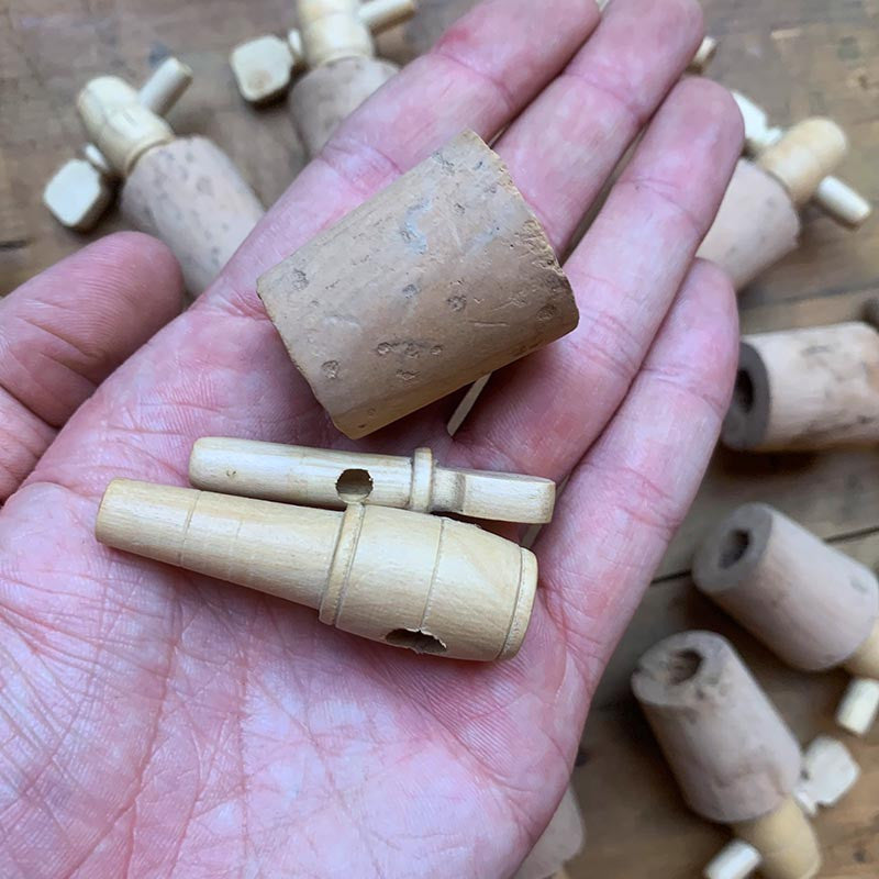 bouchon verseur huile olive liège et bois buis robinet bois ancien vintage artisanat 1950 1960