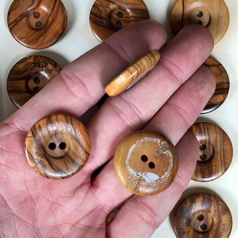 28mm Wooden Button 1960