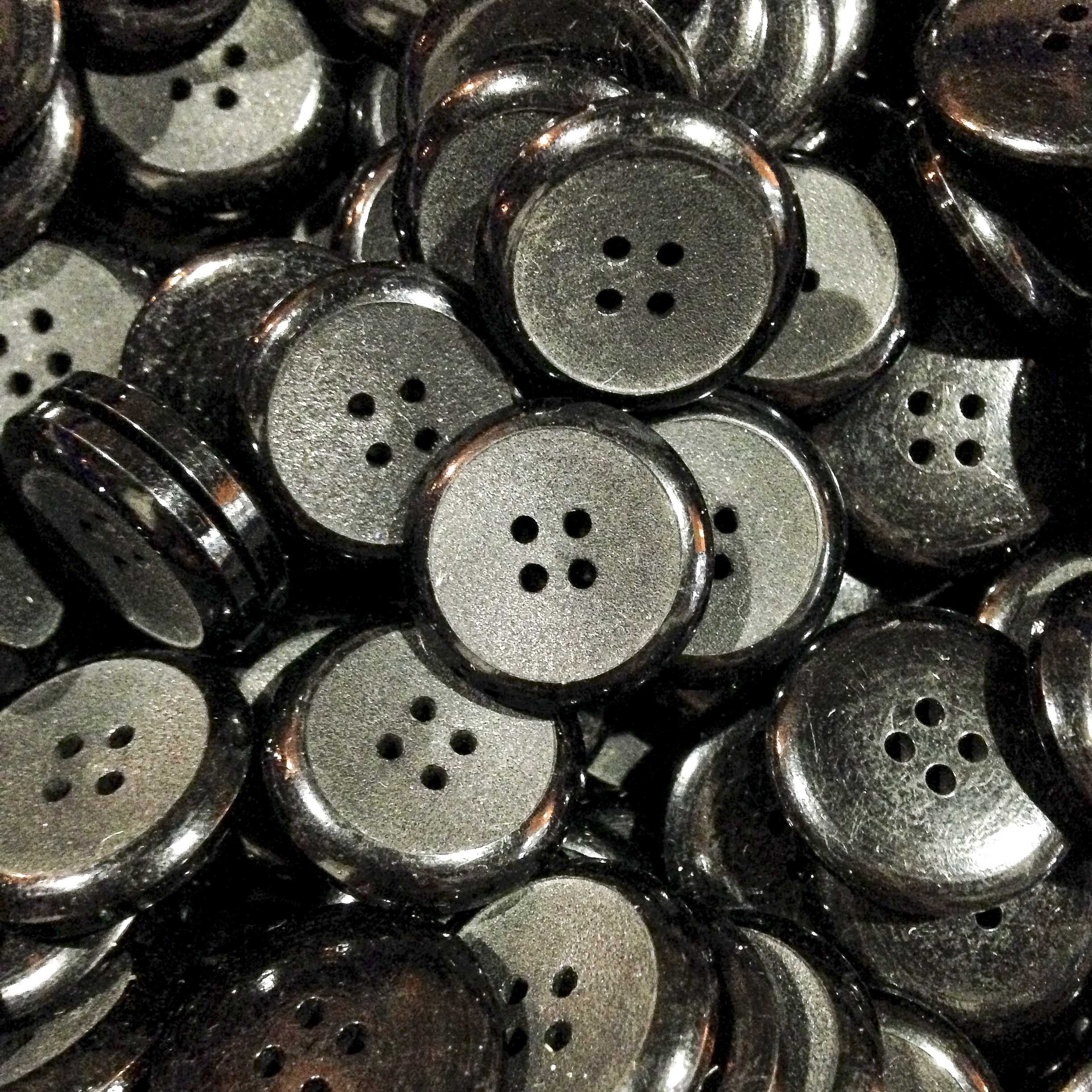 bouton noir incurvé ancien vintage plastique mercerie 22mm 1930