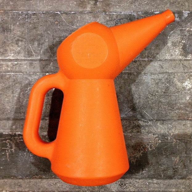 broc huile essence litre ancien vintage garage 1970