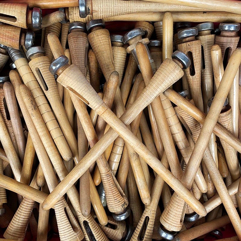 Cannette de Fil en Bois & Métal 1930