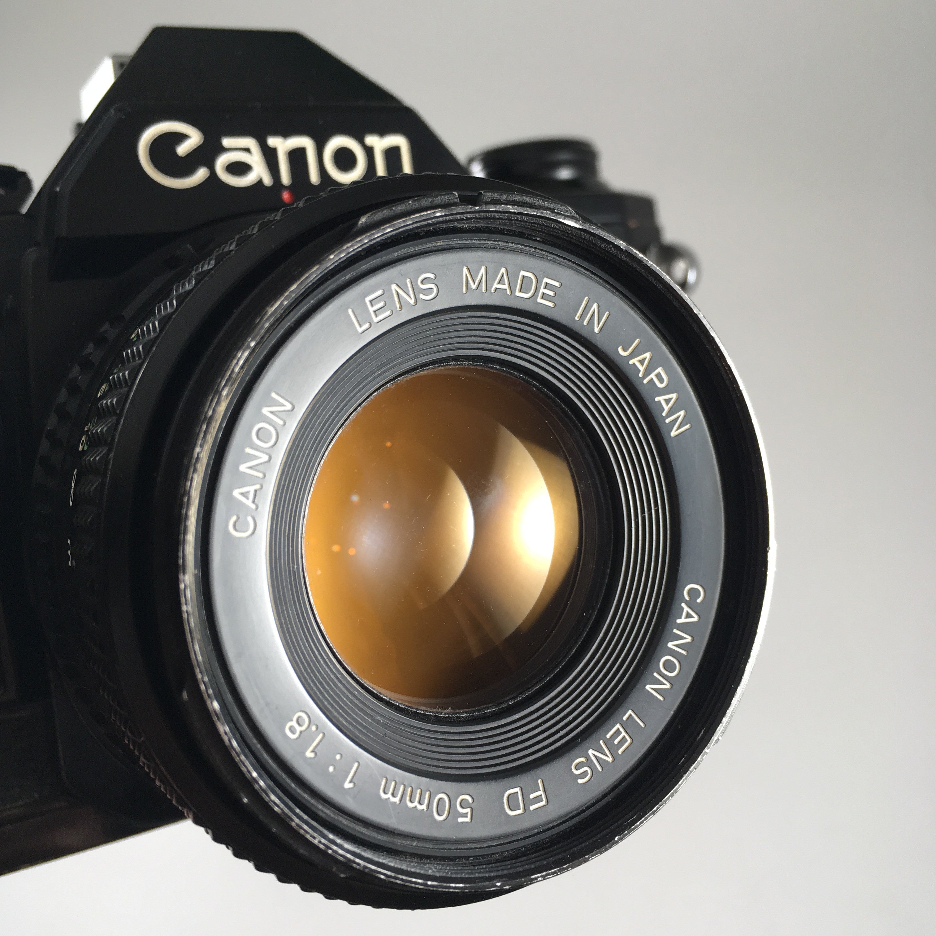 Canon AE-1 Noir & 50mm FD 1.8