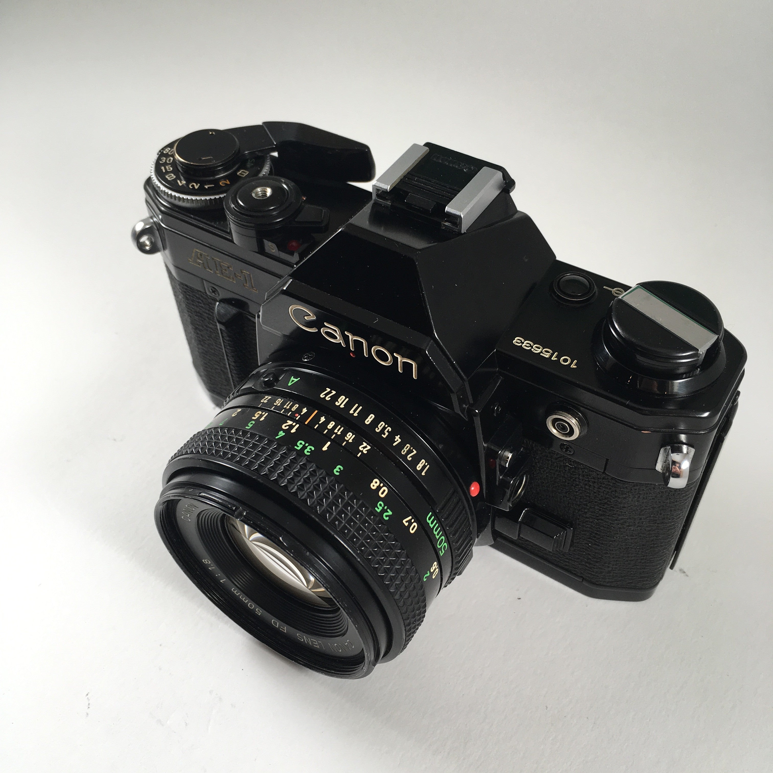 Canon AE-1 Noir & 50mm FD 1.8