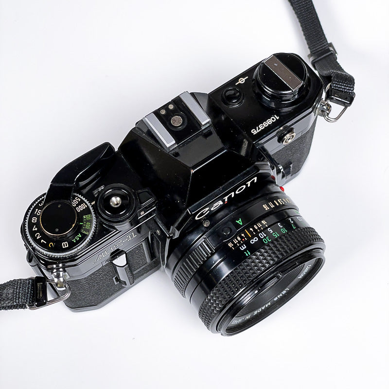 canon ae-1 noir 50mm 2 ancien vintage photo photographie argentique pellicule film reflex appareil fd 35mm 135 24x36