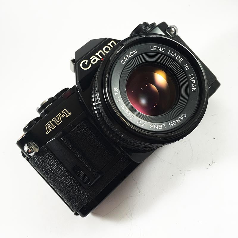 Canon AV-1 Noir & 50mm FD 1.8