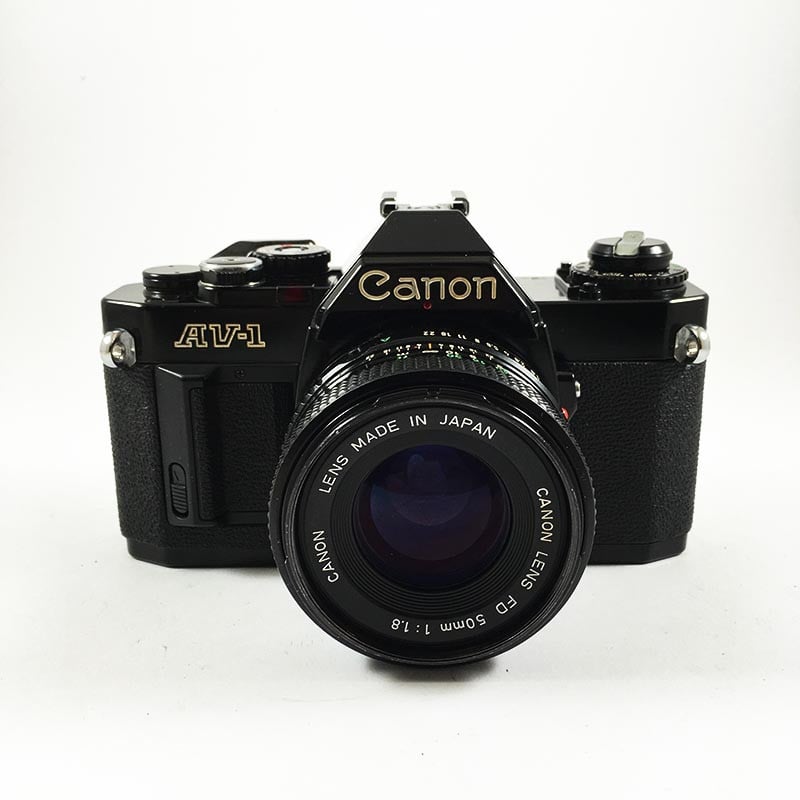 Canon AV-1 Noir & 50mm FD 1.8