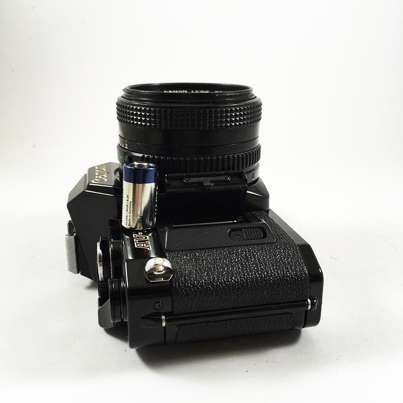 Canon AV-1 Noir & 50mm FD 1.8