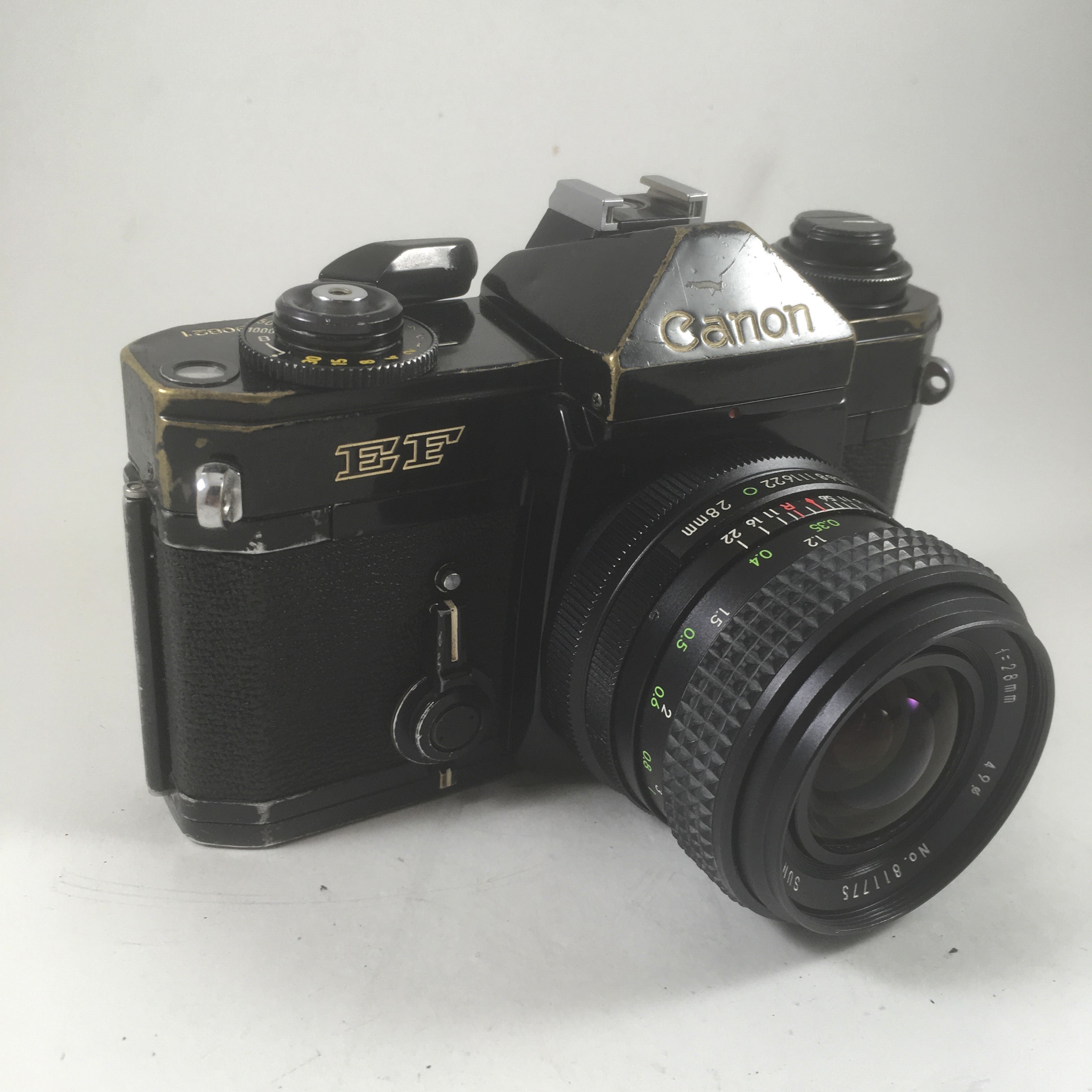 Canon EF & 28mm 2.8