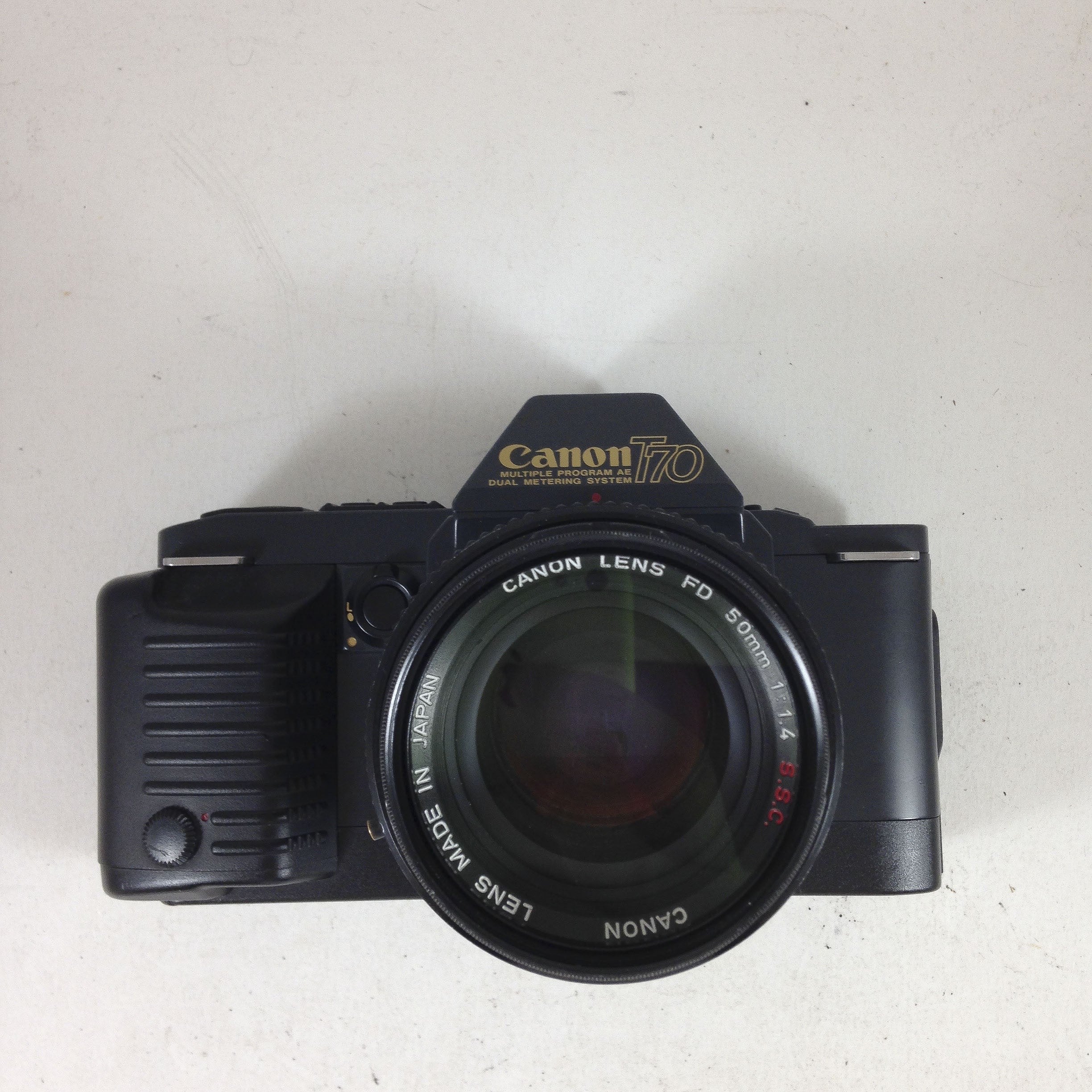 Canon T70 & 50mm 1.4 SSC