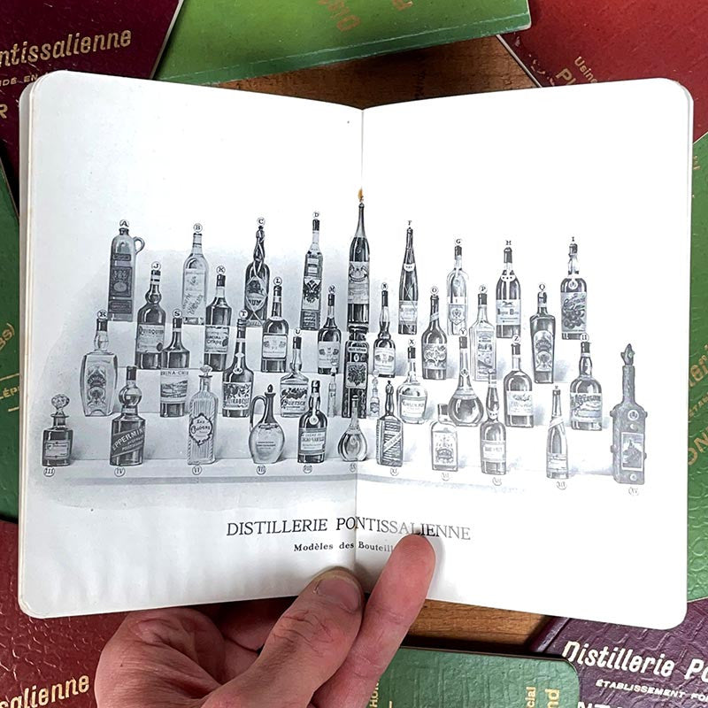 catalogue dépliant absinthe a vichet pontarlier alcool illustré illustration ancien ancienne 1900 1910 rouge vert