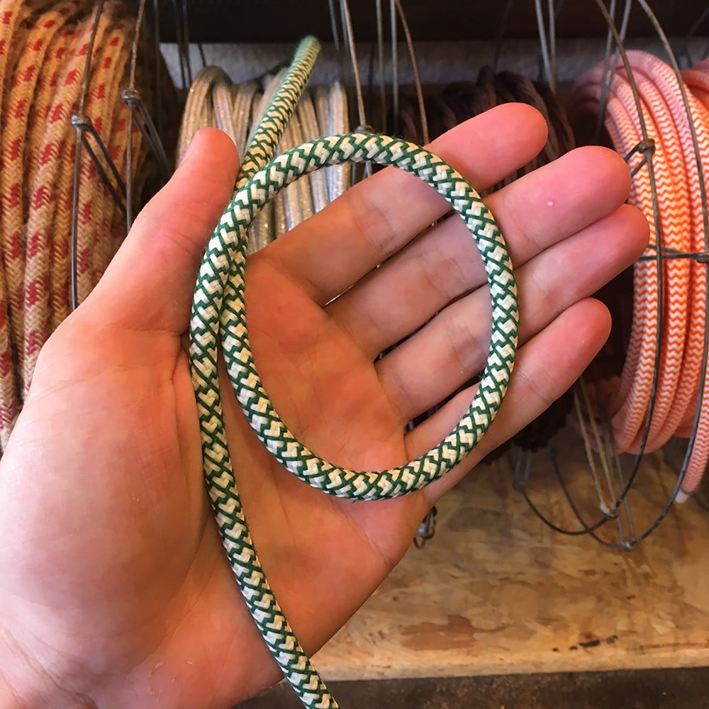 cable electrique fil textile vintage tissu croisillon chanvre et vert rond