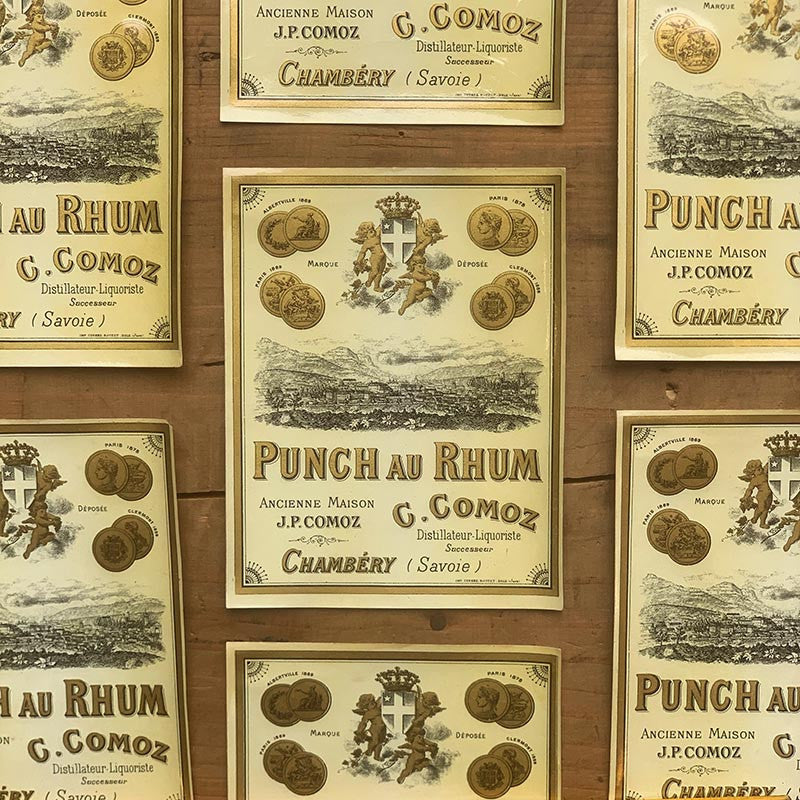 étiquette punch au rhum ancien vintage alcool distillerie imprimerie collection 1890 1900 comoz chambery savoie