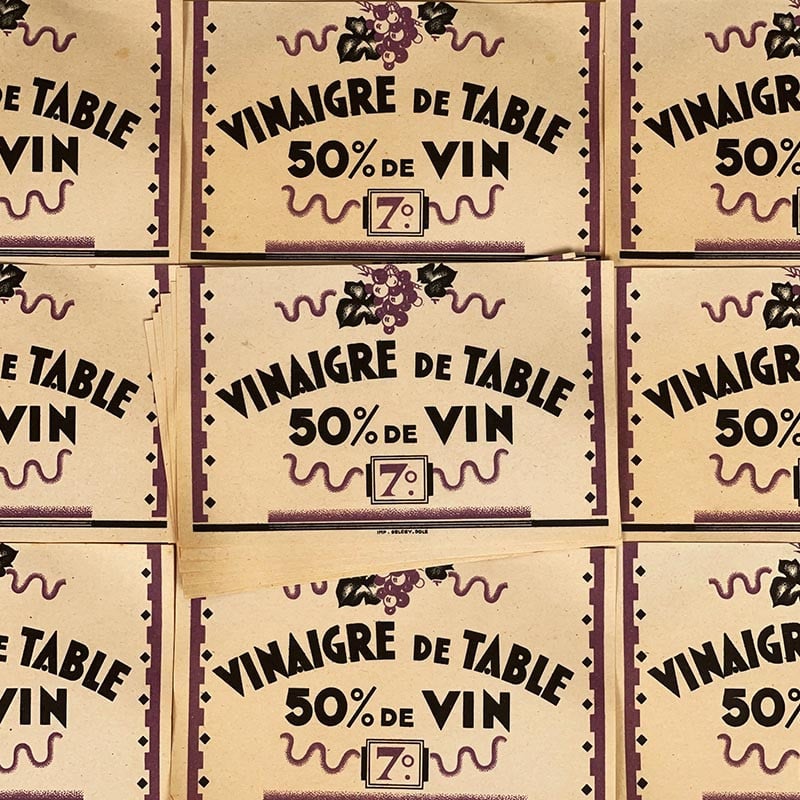étiquette de vinaigre de vin ancienne récolte illustration vignoble 1930 1920 vintage