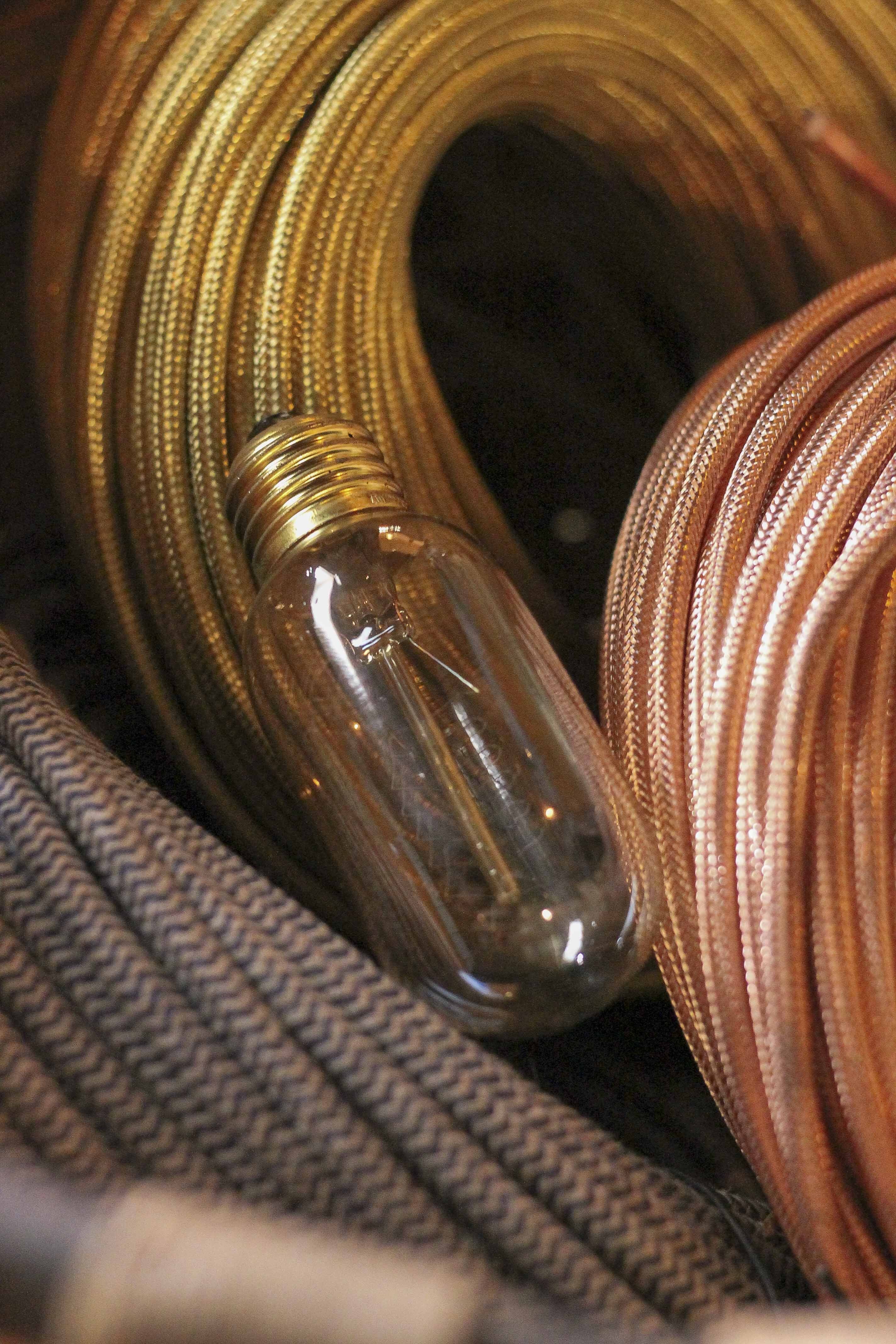 ampoule filament carbone e27 électricité quincaillerie lampe radio 30w