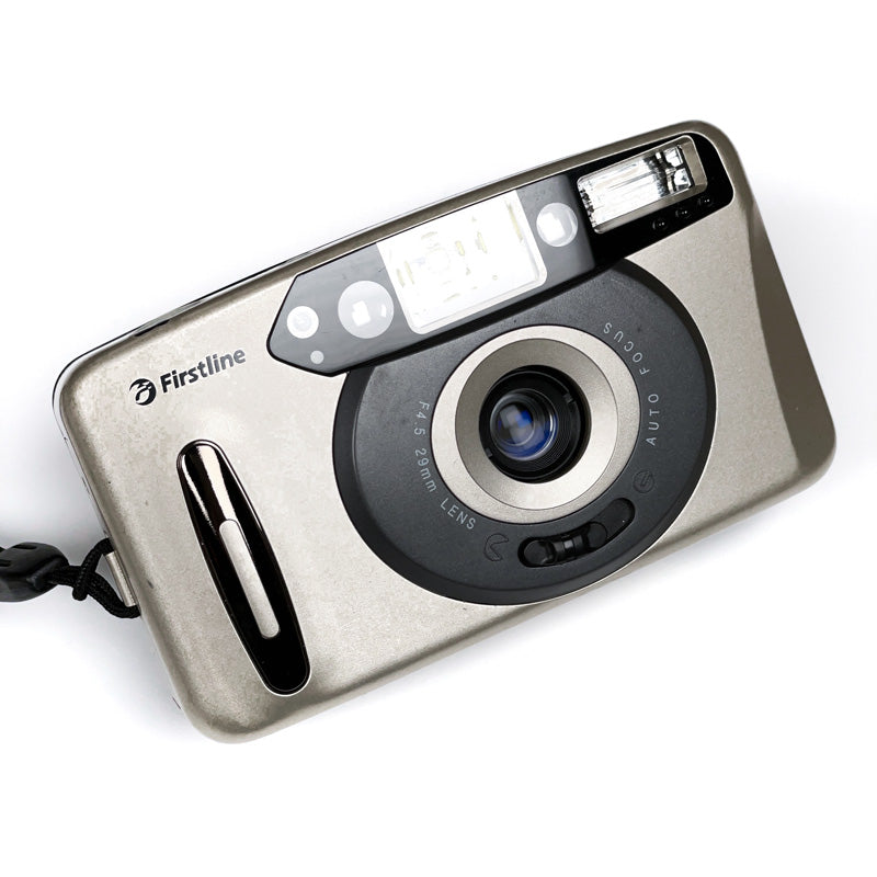 firstline afc 833.1 29mm 4.5 compact point and shoot ancien vintage film pellicule argentique photo photographie flash automatique autofocus 24x36 35mm 135