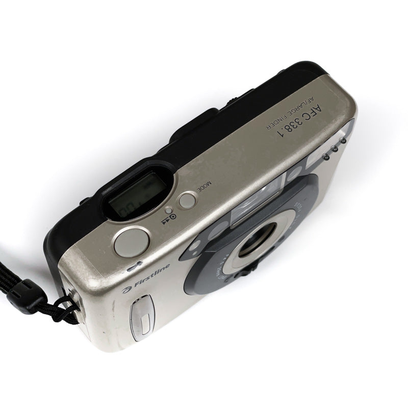 firstline afc 833.1 29mm 4.5 compact point and shoot ancien vintage film pellicule argentique photo photographie flash automatique autofocus 24x36 35mm 135