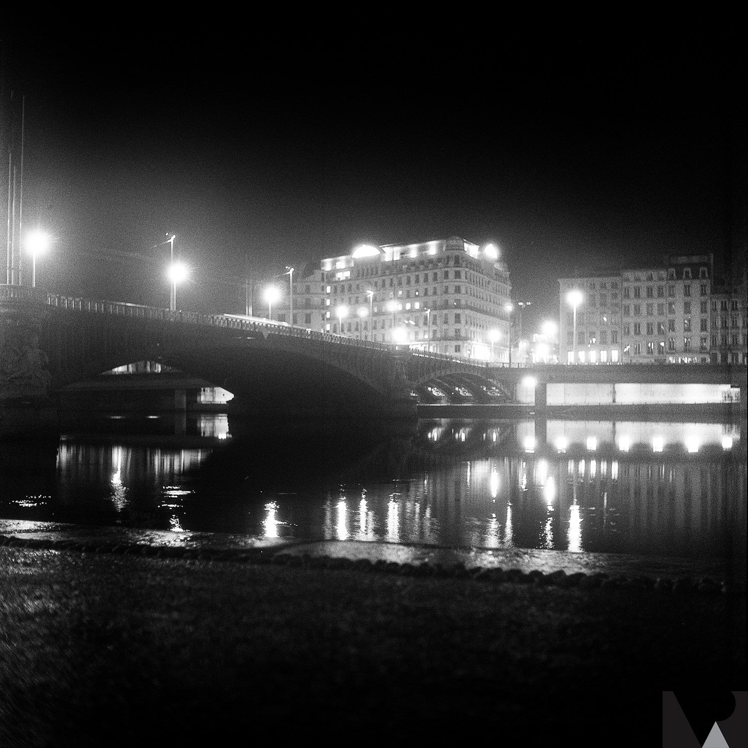 ilford Delta 3200 noir et blanc grain fin t pellicule argentique moyen format test rendu photo exemple