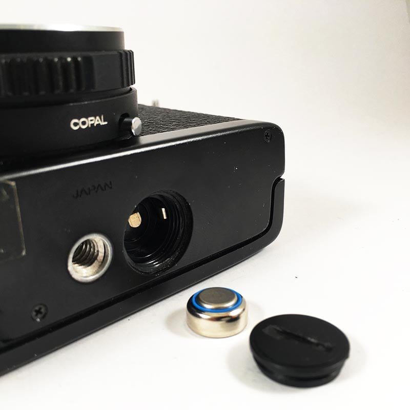 Konica C35 Automatic Noir & Hexanon 38mm 2.8