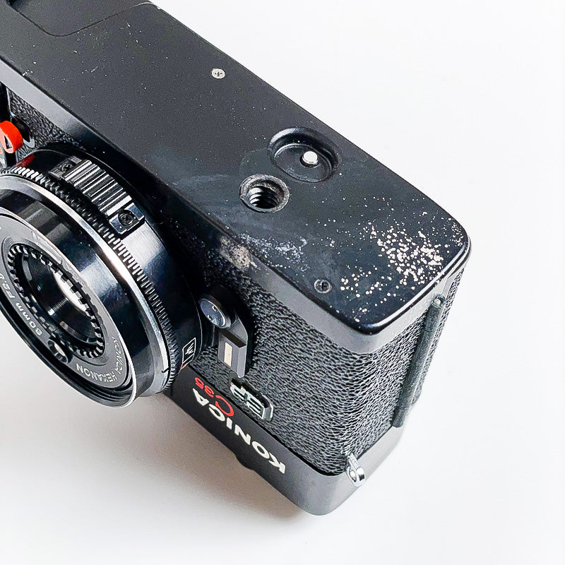 konica c35 EF ancien vintage point and shoot camera photo photographie argentique film pellicule 135 35mm 38mm 24x36