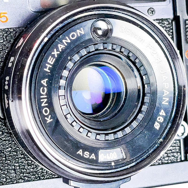 konica c35 EF ancien vintage point and shoot camera photo photographie argentique film pellicule 135 35mm 38mm 24x36
