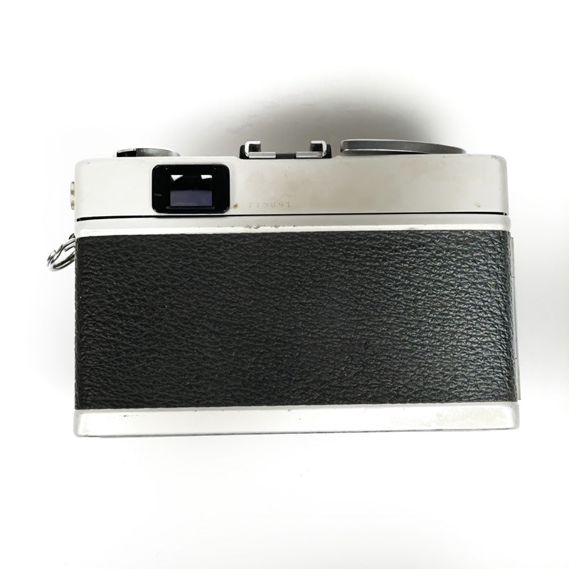 konica c35 flashmatic compact hexanon 38mm 2.8 télémètre rangefinder 35 135 24x36 film argentique pellicule photographie photo platy