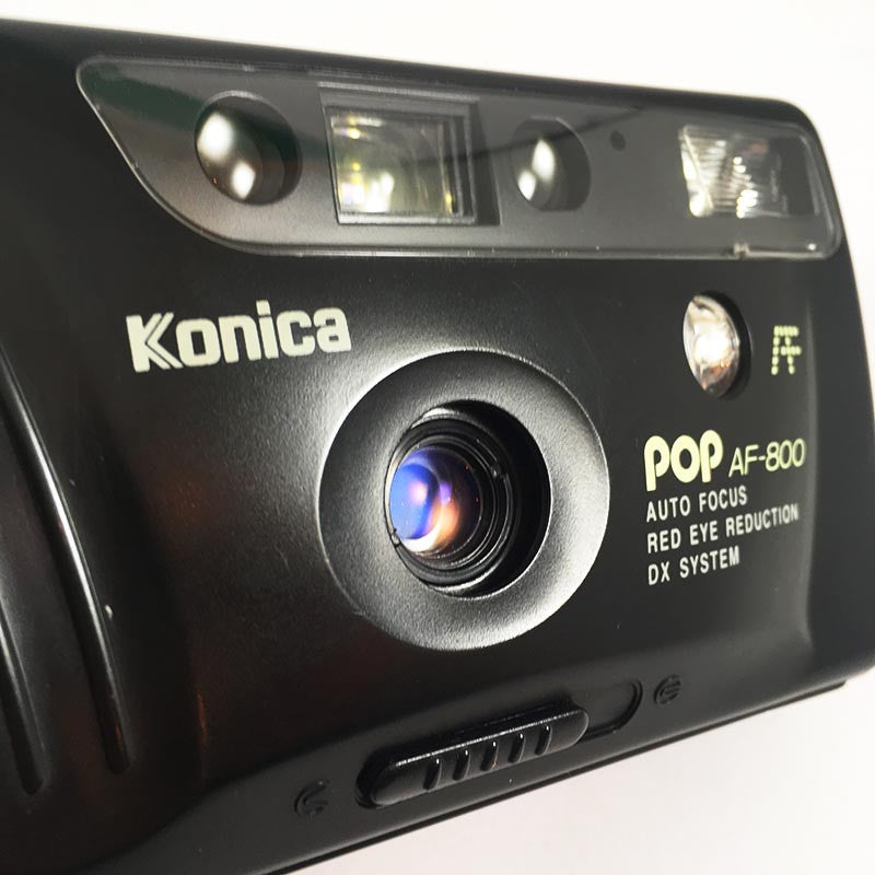 konica pop noir ancien vintage automatique af 800 point and shoot flash