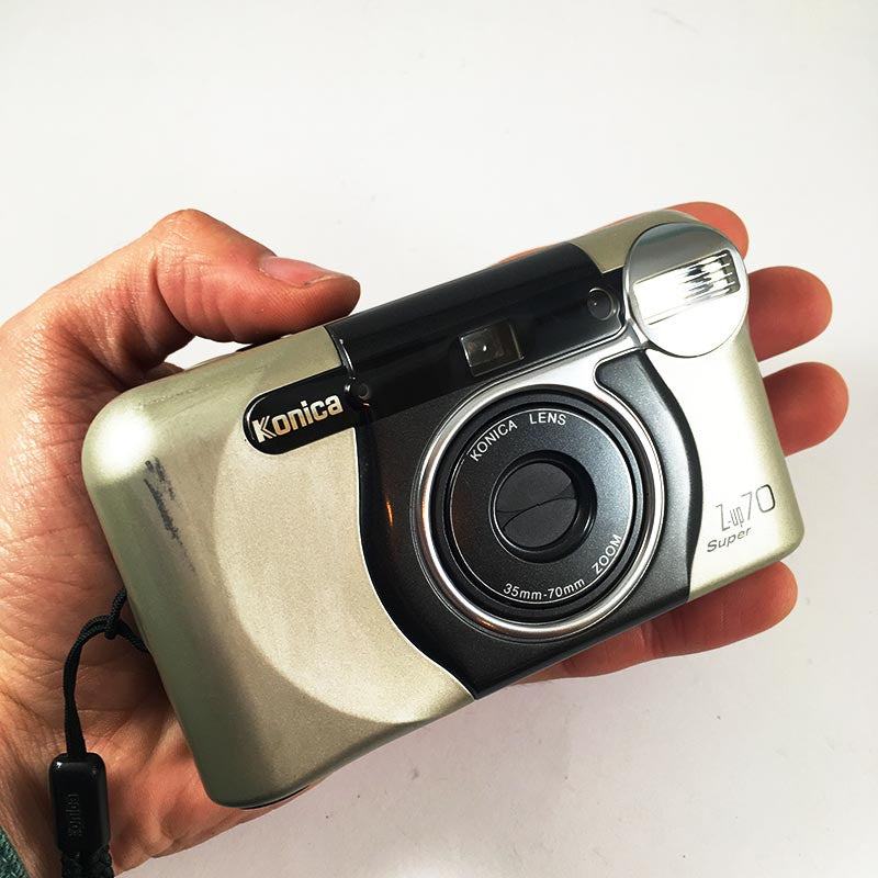 Konica Z up super 35-70mm compact argentique zoom
