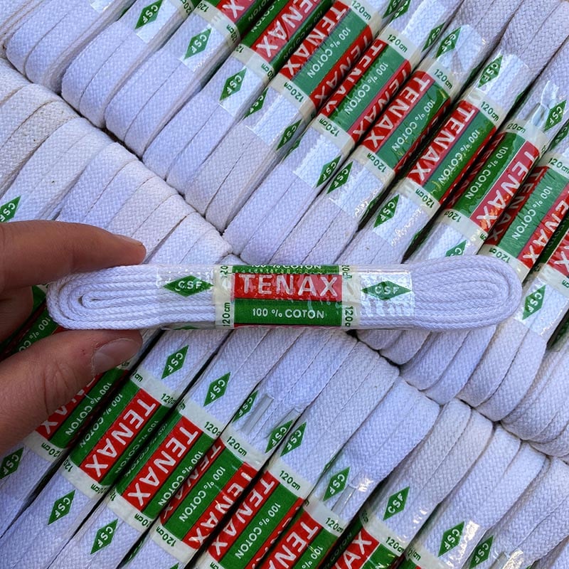 paire de lacets blancs coton tenax csf 120cm ancien stock mercerie couture chaussure