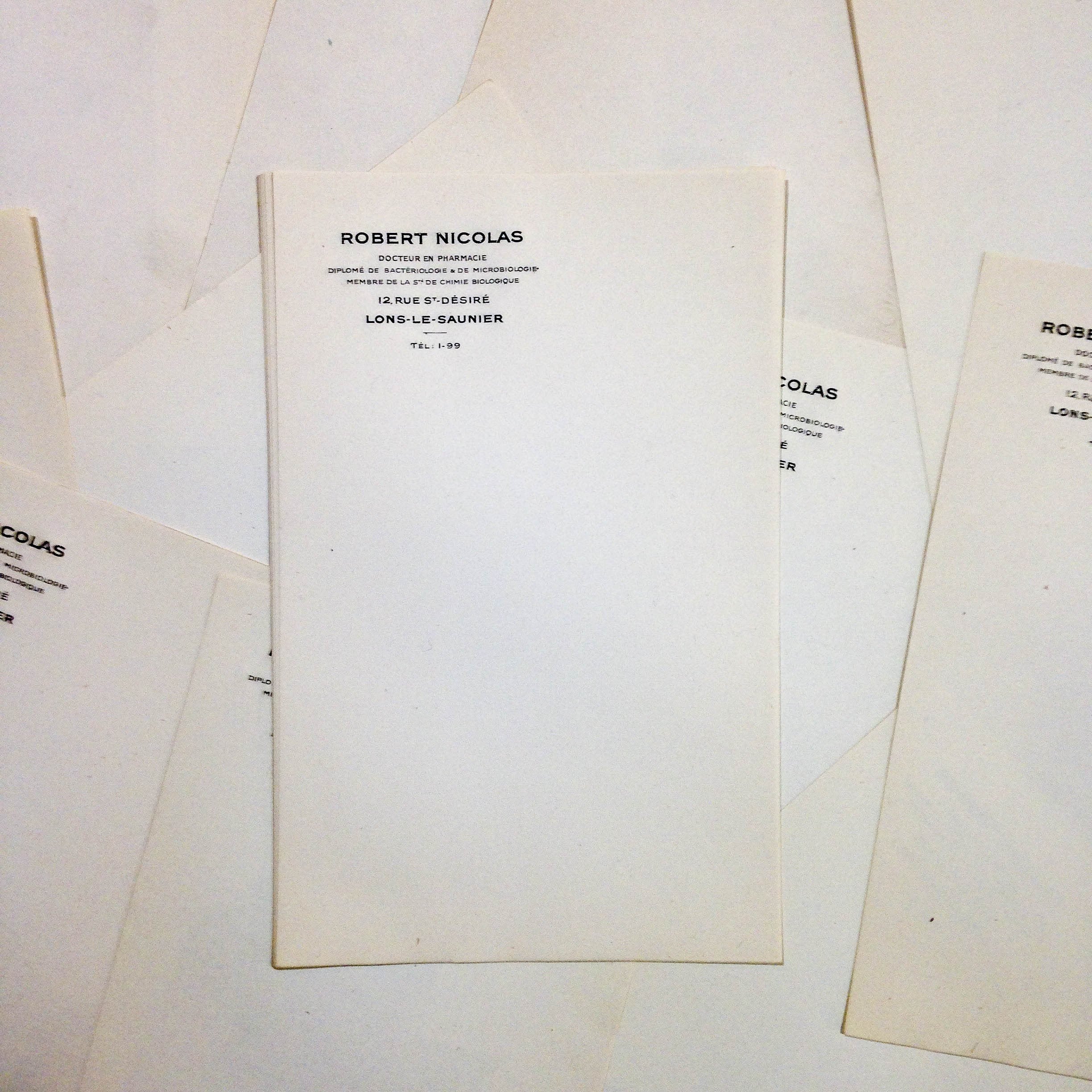 lot 10 feuilles papier ancien vintage blanc robert nicolas pharmacie 1940