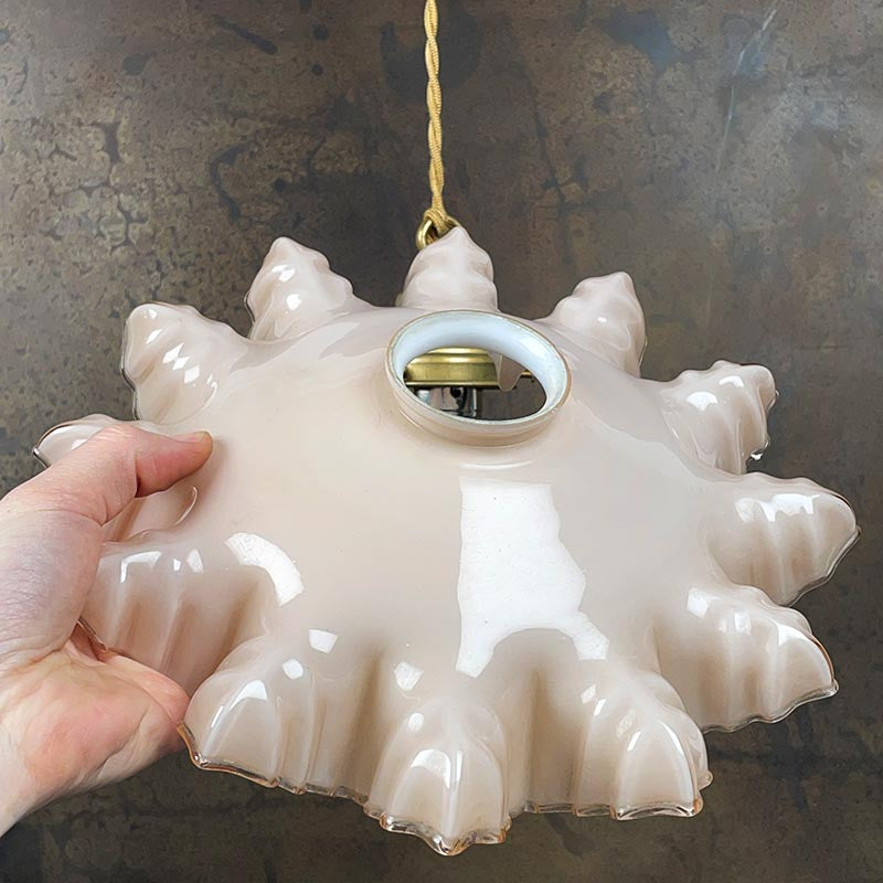 Luminaire Vintage Dentelé 1930