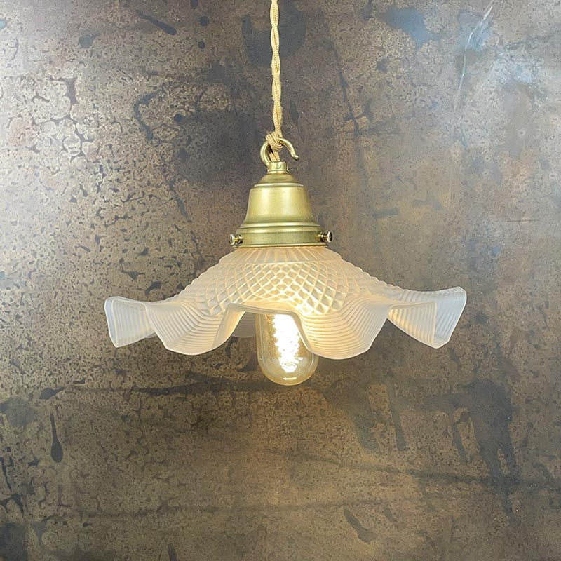 Luminaire Vintage Dentelé 1930