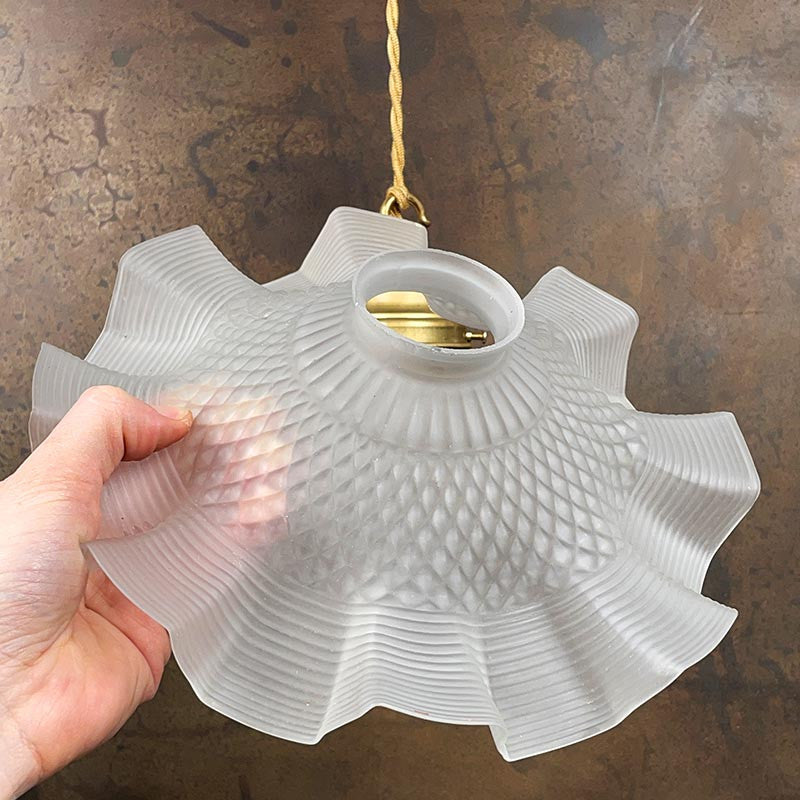 Luminaire Vintage Dentelé 1930