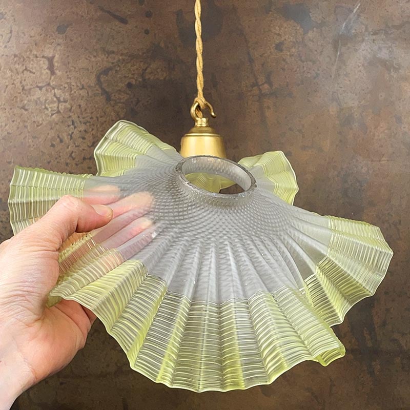 Luminaire Vintage Dentelé 1930