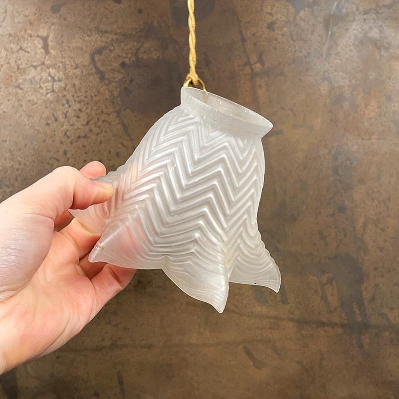 Luminaire Vintage Tulipe Opaque 1930