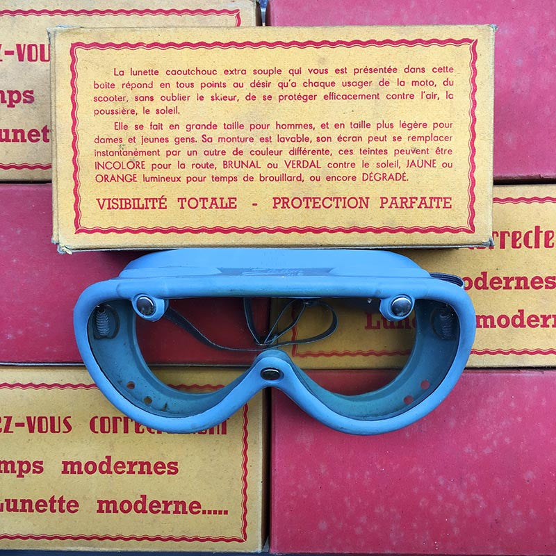 paire de lunettes lunette motard moto cycliste scooter ski skieur ancienne caoutchouc ecran soleil poussiere 1950 1960 slalom 45