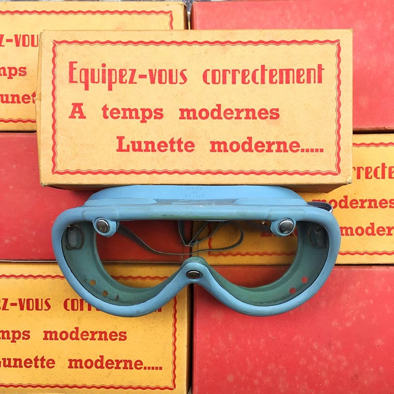 paire de lunettes lunette motard moto cycliste scooter ski skieur ancienne caoutchouc ecran soleil poussiere 1950 1960 slalom 45